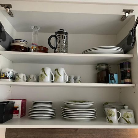 40 Qm Appartment Parkplatz, Balkon,Netflix, Prime Chemnitz Exteriör bild