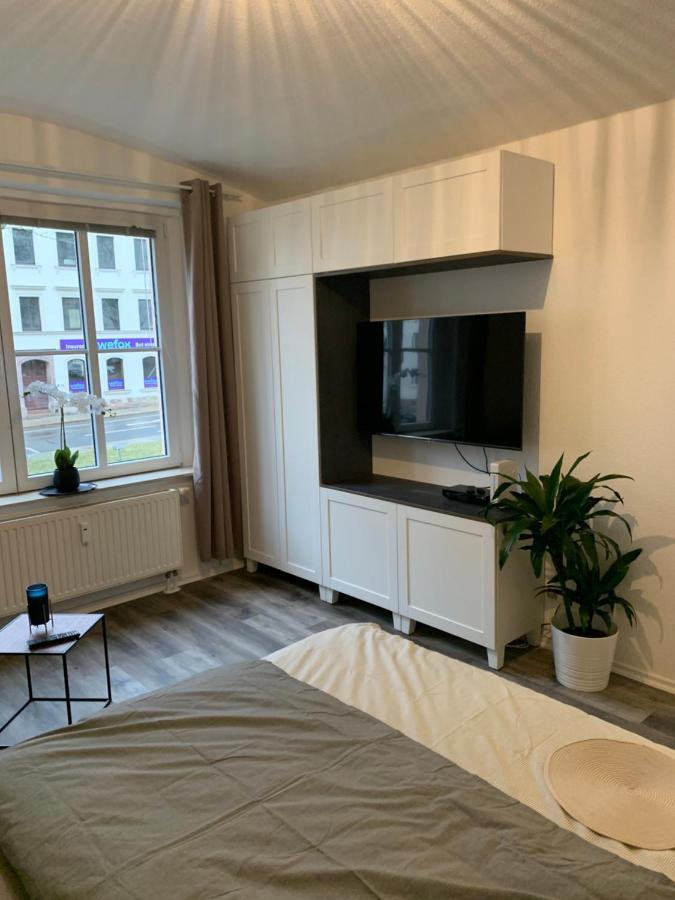 40 Qm Appartment Parkplatz, Balkon,Netflix, Prime Chemnitz Exteriör bild