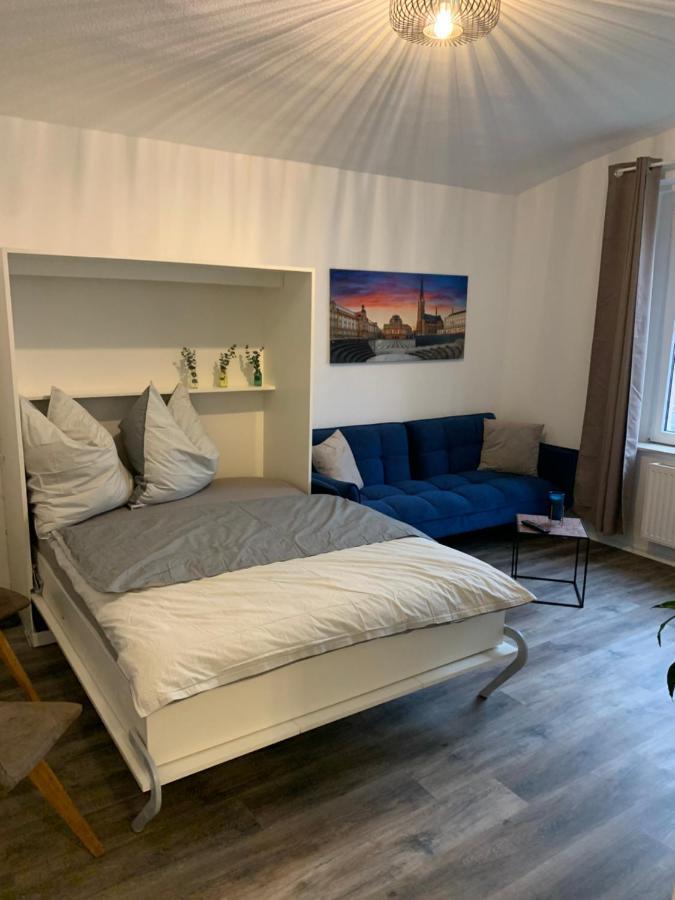 40 Qm Appartment Parkplatz, Balkon,Netflix, Prime Chemnitz Exteriör bild