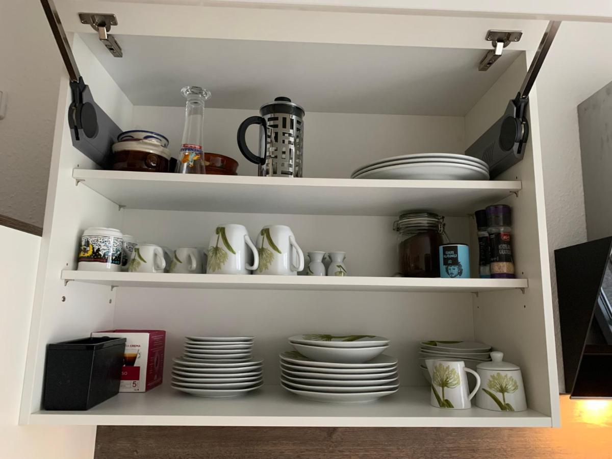 40 Qm Appartment Parkplatz, Balkon,Netflix, Prime Chemnitz Exteriör bild