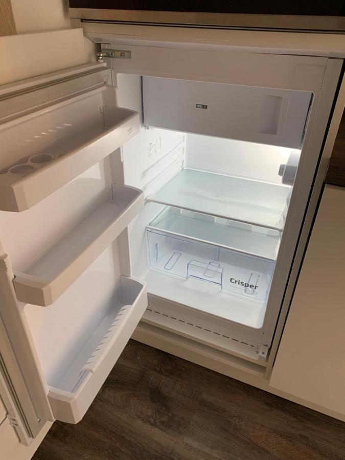40 Qm Appartment Parkplatz, Balkon,Netflix, Prime Chemnitz Exteriör bild